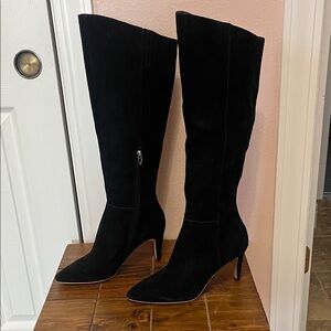 Dolce Vita Elegant Black Suede Heeled Boots